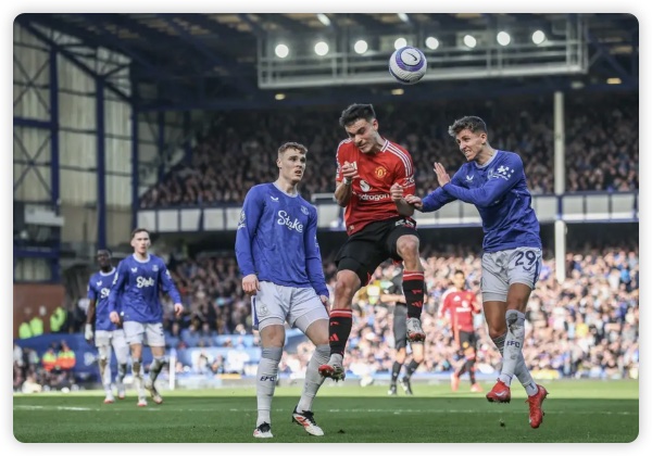 贝托连续4轮破门B费建功 曼联连追两球2-2埃弗顿